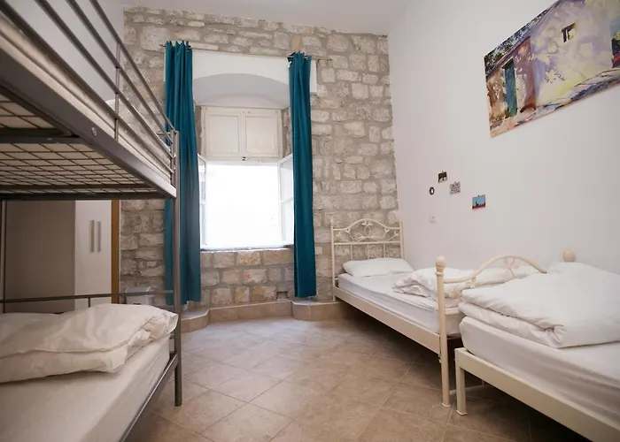 Buza Hostel