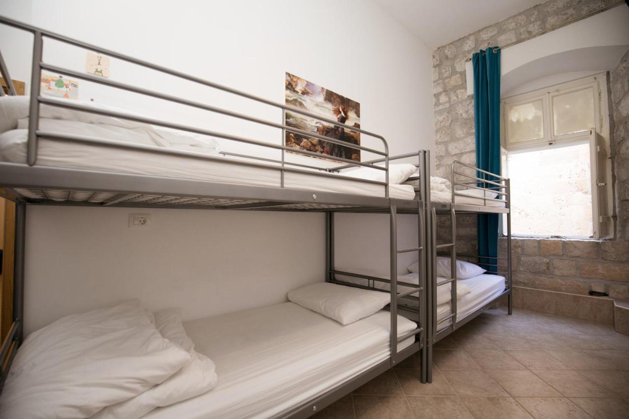 Buza Hostel